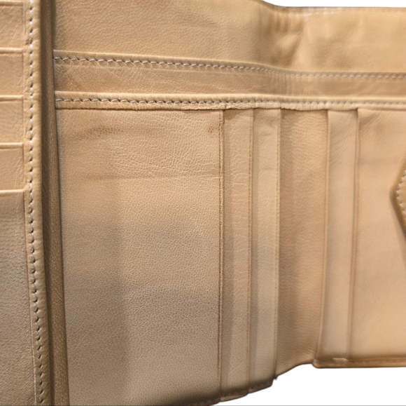 Dior Tan and Brown Women's Wallet Canvas Leather Needs Snap Replacement Preloved - Picture 10 of 15